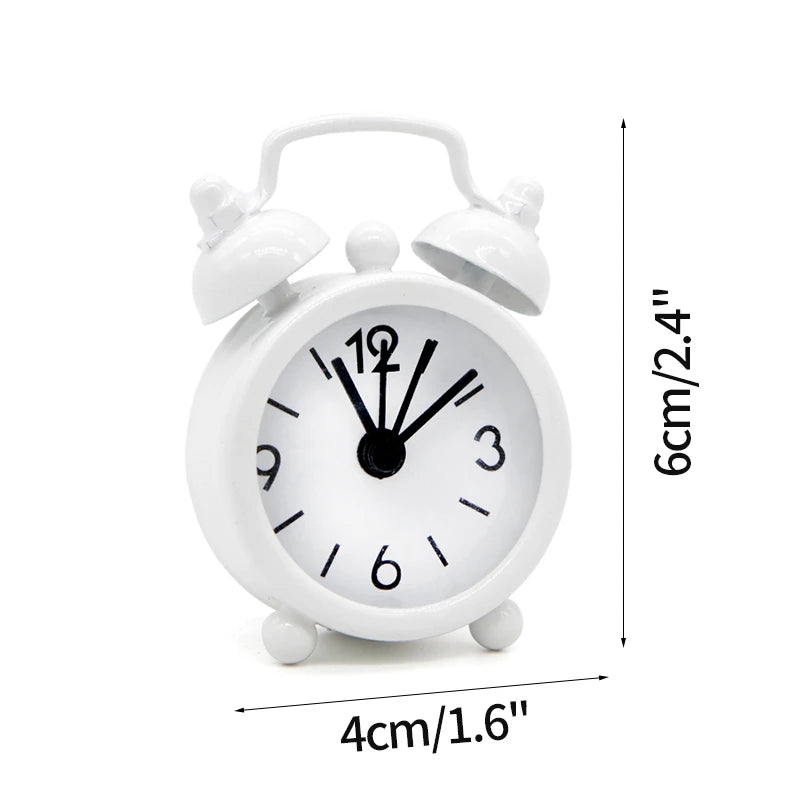 Nordic Retro Alarm Clock – Mute Quartz Clock with Metal Stand