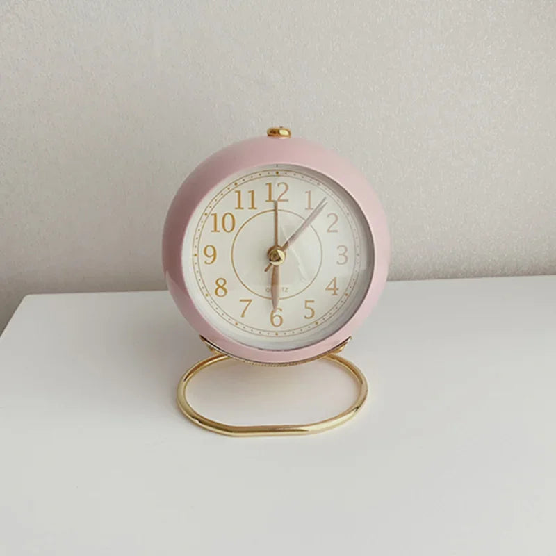 Nordic Retro Alarm Clock – Mute Quartz Clock with Metal Stand