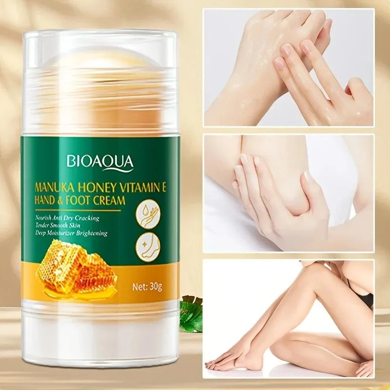30g of Hand and Foot Cream Can Deeply Nourish Dry and Cracked Skin on Hands and Feet, Effectively Relieving Issues Such as Dryness, Cracking, and Peeling, and Restoring the Skin&