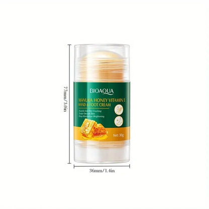 30g of Hand and Foot Cream Can Deeply Nourish Dry and Cracked Skin on Hands and Feet, Effectively Relieving Issues Such as Dryness, Cracking, and Peeling, and Restoring the Skin&