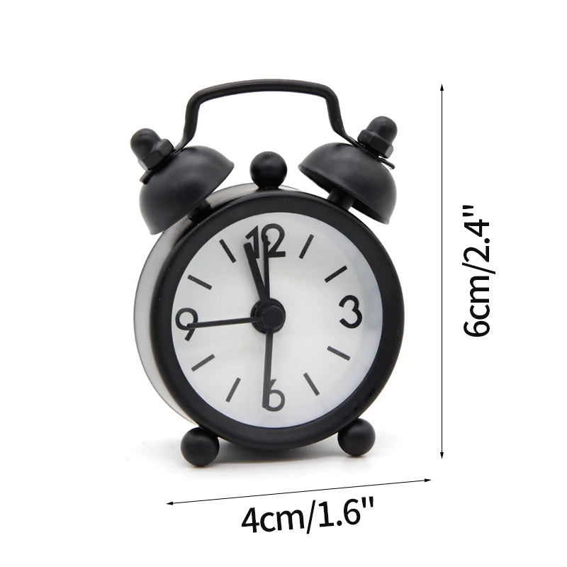 Nordic Retro Alarm Clock – Mute Quartz Clock with Metal Stand