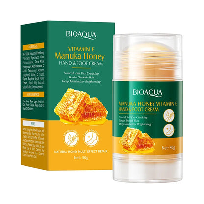 30g of Hand and Foot Cream Can Deeply Nourish Dry and Cracked Skin on Hands and Feet, Effectively Relieving Issues Such as Dryness, Cracking, and Peeling, and Restoring the Skin&